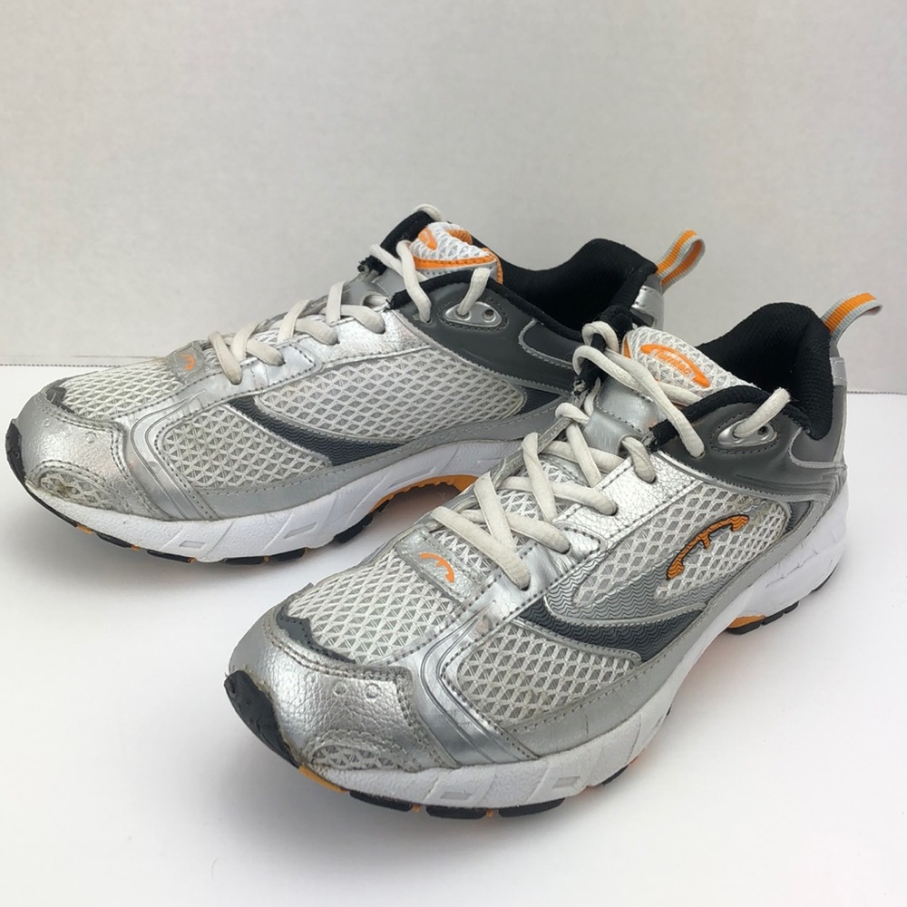 Brooks Ghost - image 1